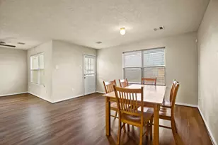 5247 Panay Park Dr, Houston, TX 77048 - Photo 9
