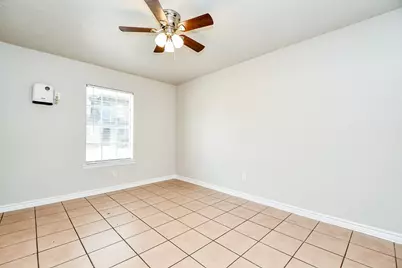 1526 East Avenue #203, Katy, TX 77493 - Photo 35
