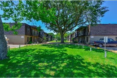 1526 East Avenue #203, Katy, TX 77493 - Photo 3