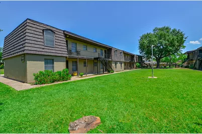 1526 East Avenue #203, Katy, TX 77493 - Photo 9