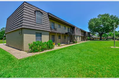 1526 East Avenue #203, Katy, TX 77493 - Photo 11