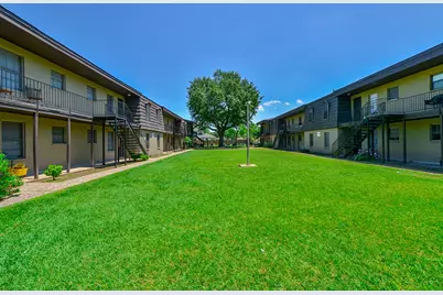 1526 East Avenue #203, Katy, TX 77493 - Photo 21