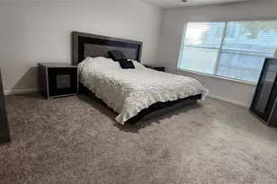 17238 Maple Hollow Dr, Sugar Land, TX 77498 - Photo 15