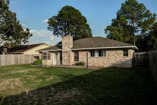 11830 Mulholland Dr, Meadows Place, TX 77477 - Photo 19