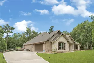 182 Stagecoach Cir, Huntsville, TX 77340 - Photo 3