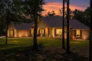 182 Stagecoach Cir, Huntsville, TX 77340 - Photo 1