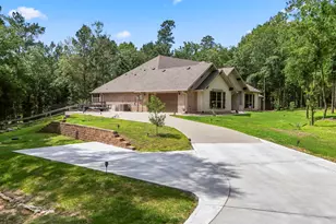 182 Stagecoach Cir, Huntsville, TX 77340 - Photo 49