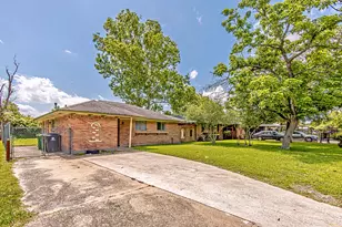 11058 Vailview Dr, Houston, TX 77016 - Photo 5