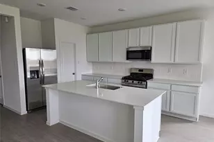 9311 Long Fin Dr, Baytown, TX 77521 - Photo 3