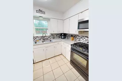 516 Dwyer Street, Angleton, TX 77515 - Photo 5