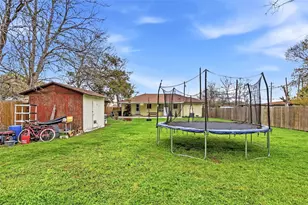 1710 Cavitt Ave, Bryan, TX 77801 - Photo 21