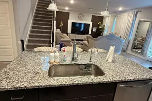 740 Ft Leonard, San Antonio, TX 78245 - Photo 5