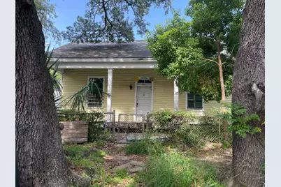 1220 34th Street, Galveston, TX 77550 - Photo 1