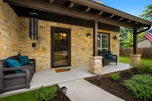 312 Springwood Dr, Conroe, TX 77385 - Photo 5