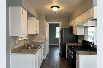 11814 Bay Cedar Drive, Houston, TX 77048 - Photo 5