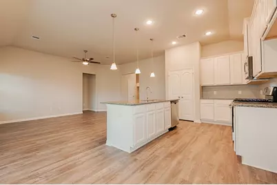 12388 Hackberry Dr, Willis, TX 77318 - Photo 5