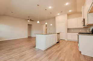 12388 Hackberry Dr, Willis, TX 77318 - Photo 5