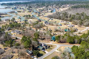 22 Hillsborough Dr, Huntsville, TX 77340 - Photo 1