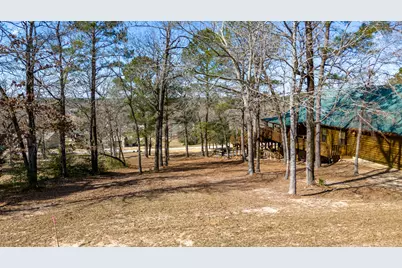 22 Hillsborough Drive, Huntsville, TX 77340 - Photo 13