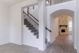 17136 Knoll Dale Trail, Conroe, TX 77385 - Photo 5