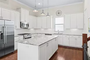 5809 E Post Oak Ln, Houston, TX 77055 - Photo 13
