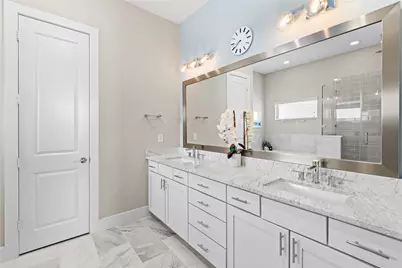 5809 E Post Oak Lane, Houston, TX 77055 - Photo 21