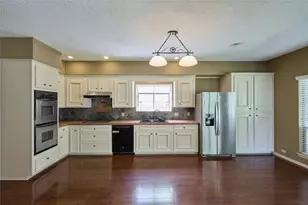 80 Rolling Hills Dr, Conroe, TX 77304 - Photo 19