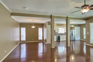80 Rolling Hills Dr, Conroe, TX 77304 - Photo 15