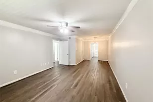 500 Willow Dr, Lake Jackson, TX 77566 - Photo 3