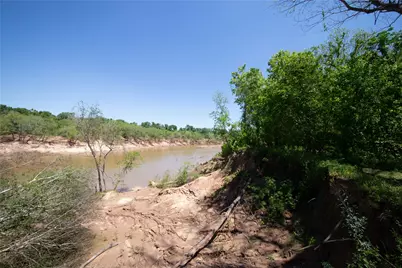 9035 Brazos River Road, Damon, TX 77430 - Photo 25