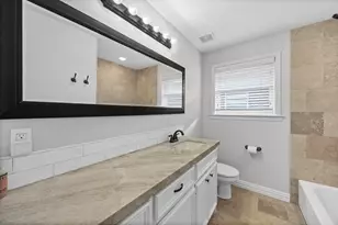 6546 Lindyann Ln, Houston, TX 77008 - Photo 19
