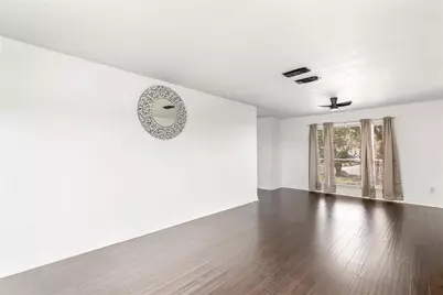 18042 Noble Forest Drive, Humble, TX 77346 - Photo 5