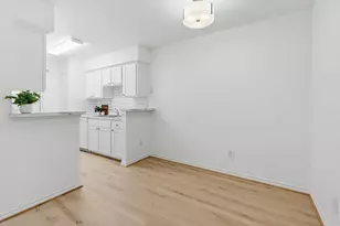 2120 Wilcrest Dr, Houston, TX 77042 - Photo 5