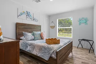 867 Rowe St, Rockport, TX 78382 - Photo 21