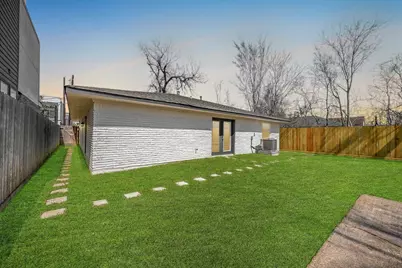 4710 Hershe Street, Houston, TX 77020 - Photo 19