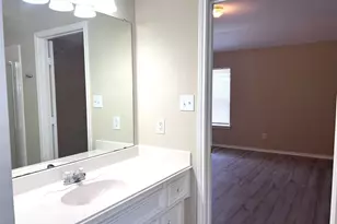 12735 Wisteria Park Dr, Houston, TX 77072 - Photo 5