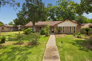413 Mebane Ln, Rosenberg, TX 77471 - Photo 1