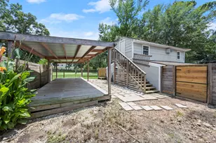 19101 Oak Canyon Dr, Conroe, TX 77385 - Photo 7