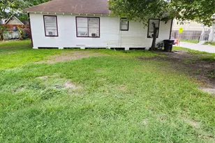 1603 Saulnier St, Houston, TX 77019 - Photo 5