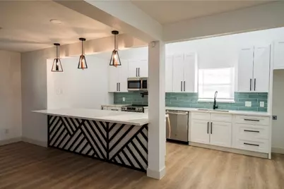1402 Bayou Shore Drive, Galveston, TX 77551 - Photo 9