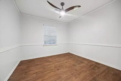 5132 Mimosa Drive, Bellaire, TX 77401 - Photo 13