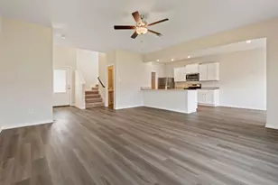 25515 Blooming Hazel Dr, Cleveland, TX 77328 - Photo 5