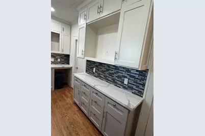 2307 E Arbor Street #1, Houston, TX 77004 - Photo 11