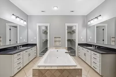 11740 Ridgecrest Drive, Beaumont, TX 77705 - Photo 23