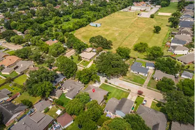 8819 Stone Brook Lane, Houston, TX 77040 - Photo 5