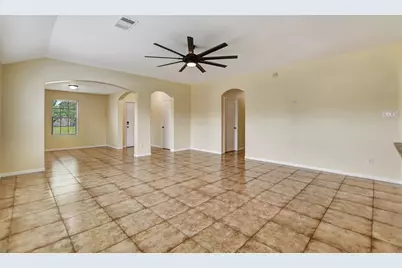 114 Mustang Stampede Drive, La Marque, TX 77568 - Photo 11