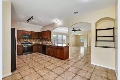 114 Mustang Stampede Drive, La Marque, TX 77568 - Photo 17