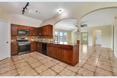 114 Mustang Stampede Drive, La Marque, TX 77568 - Photo 19