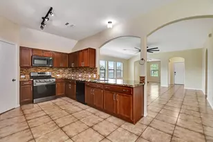 114 Mustang Stampede Dr, La Marque, TX 77568 - Photo 19