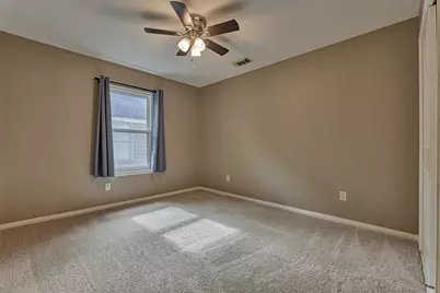 93 N Apple Springs Circle Circle, The Woodlands, TX 77382 - Photo 17